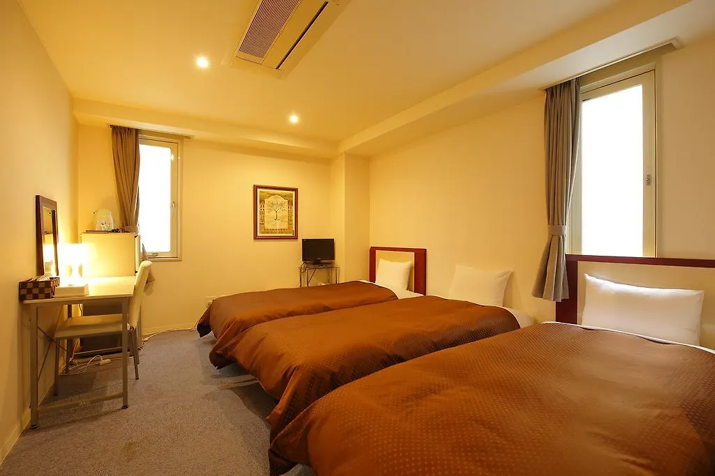 Grampus Inn Osaka Namba Japan