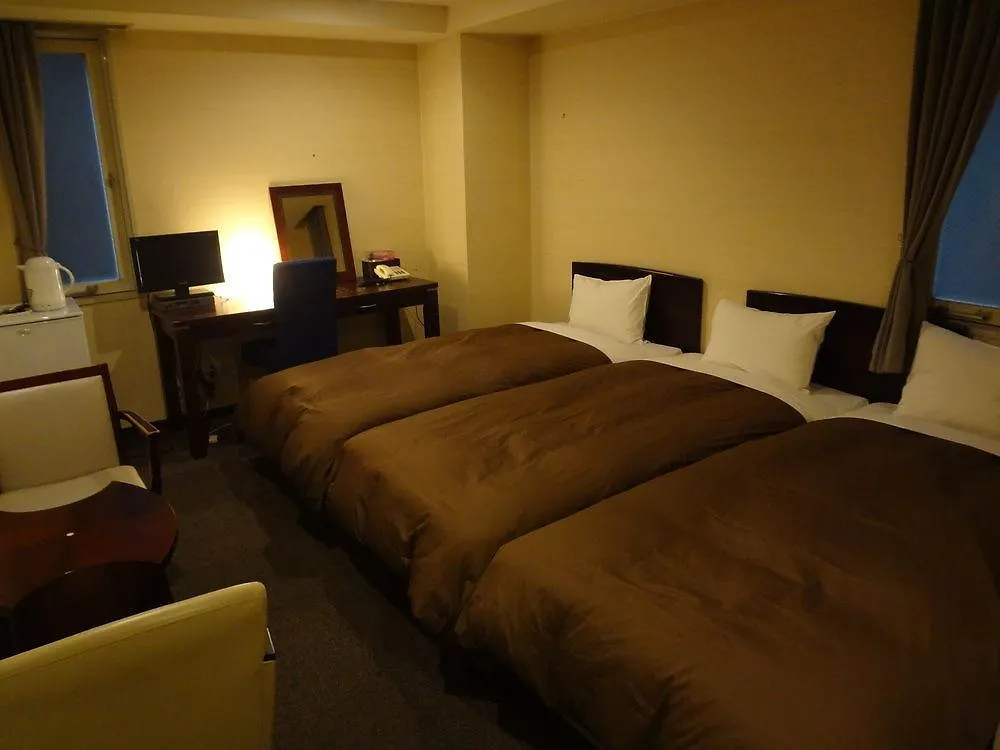 Grampus Inn Osaka Namba