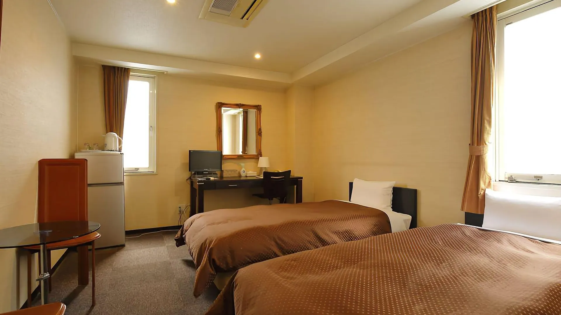 Grampus Inn Osaka Hotel