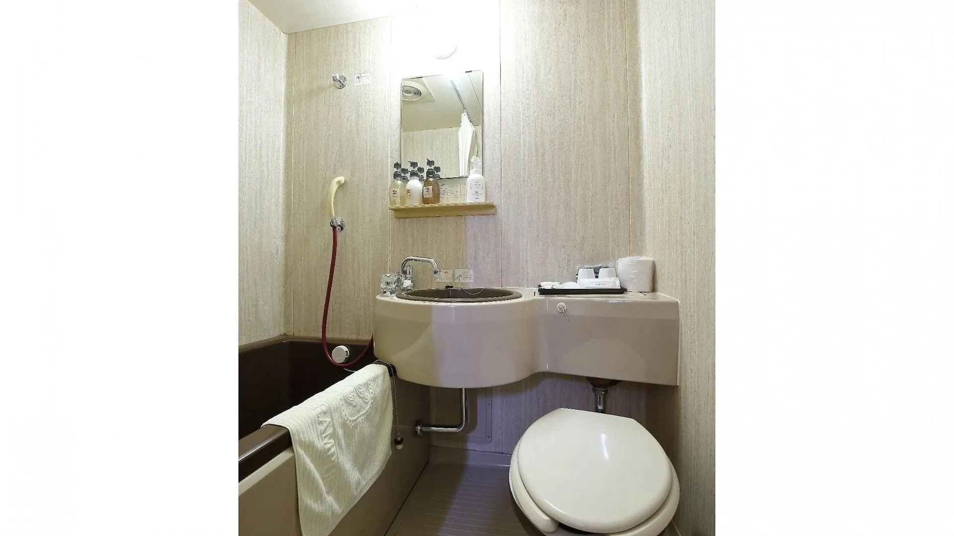 Grampus Inn Osaka Hotel
