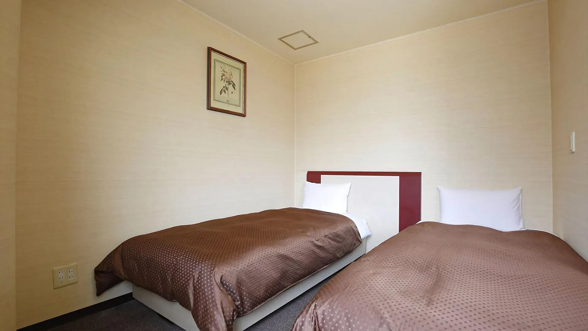 Grampus Inn Osaka Namba 3*,  Japonsko