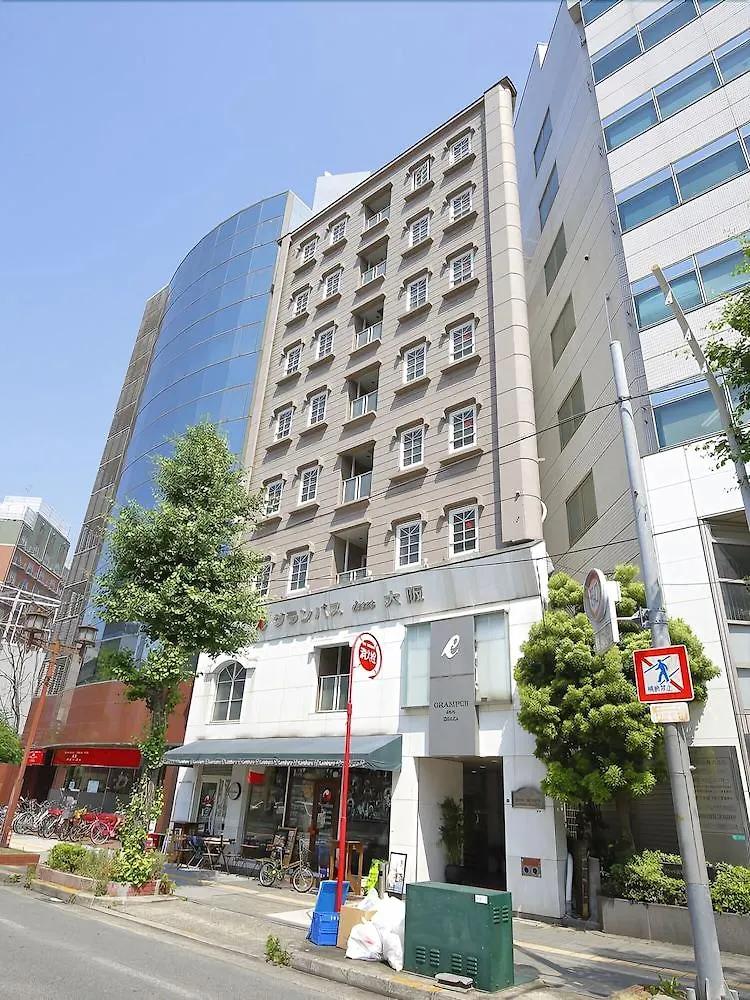 Grampus Inn Osaka