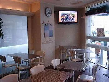Grampus Inn Osaka 3*,  Japan