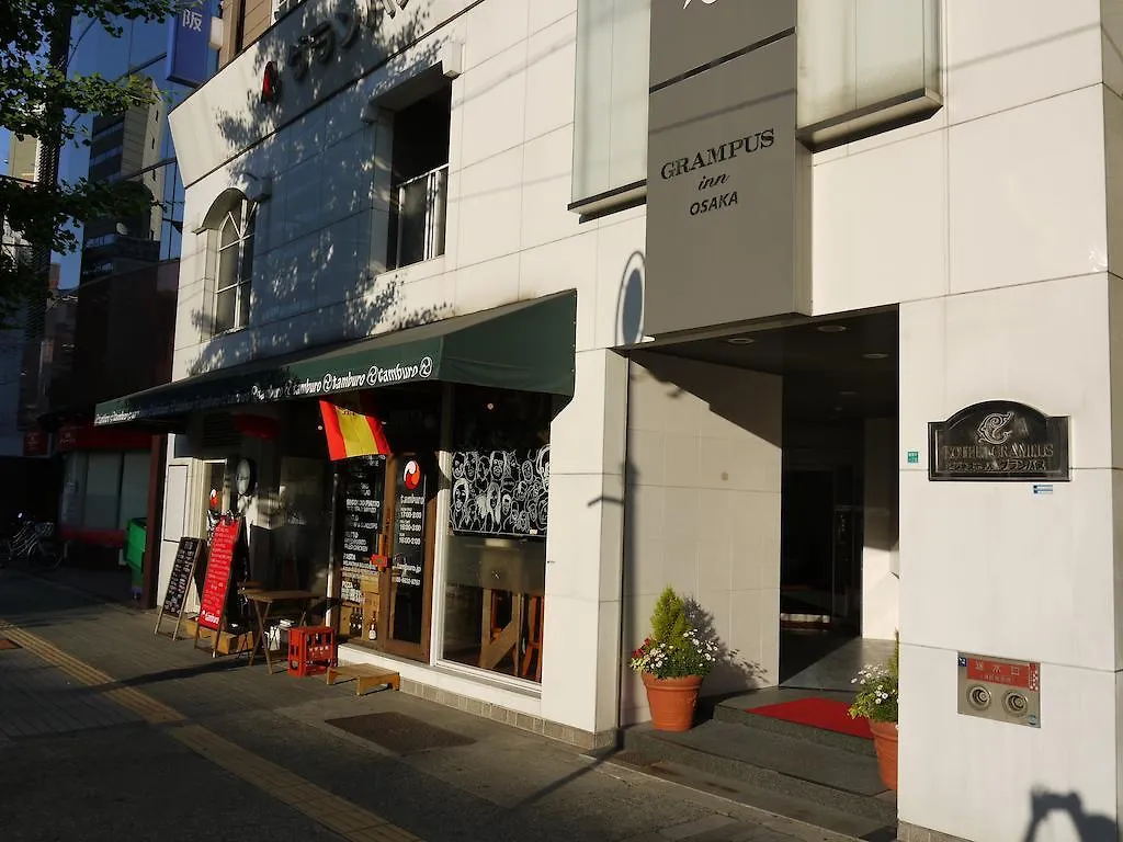 Grampus Inn Osaka 3*,  Japan